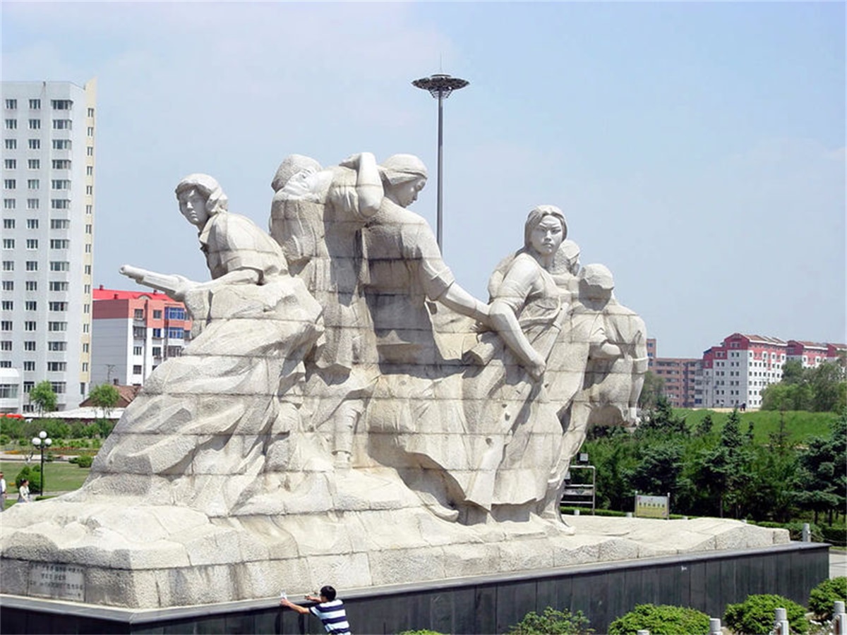 《红军雕塑》今天带大家了解一下红军雕塑的由来！_抗日战争